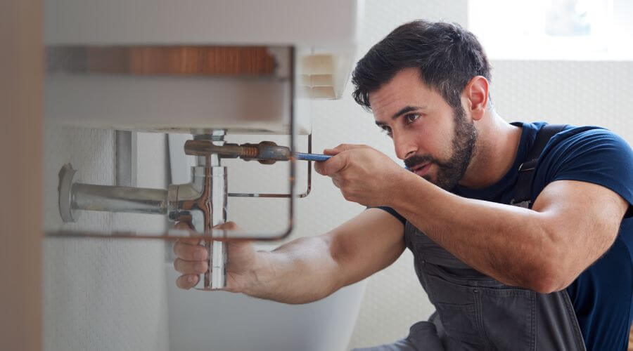 Professional water heater installation services in New Augusta, MS